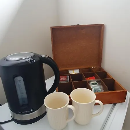 Klein Appartementje Zonder Keuken In Het Centrum Sleep At Hamtingh's