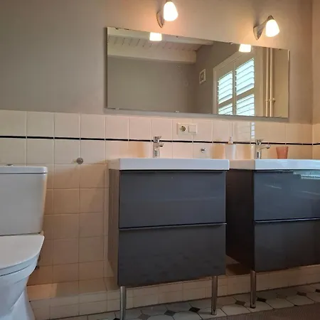 B&B Klein Appartementje Zonder Keuken In Het Centrum Sleep At Hamtingh's 3*