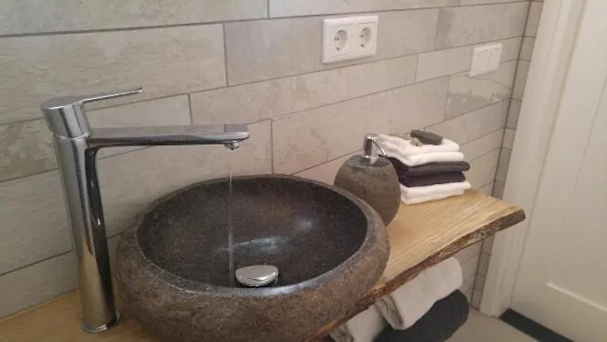 Klein Appartementje Zonder Keuken In Het Centrum Sleep At Hamtingh's Bed & Breakfast