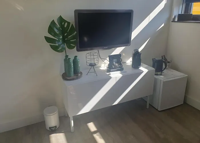 Klein Appartementje Zonder Keuken In Het Centrum Sleep At Hamtingh's 3* Hilvarenbeek