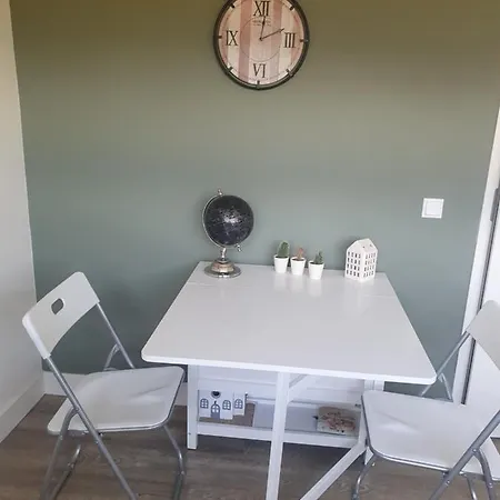 Klein Appartementje Zonder Keuken In Het Centrum Sleep At Hamtingh's Alojamento de Acomodação e Pequeno-almoço